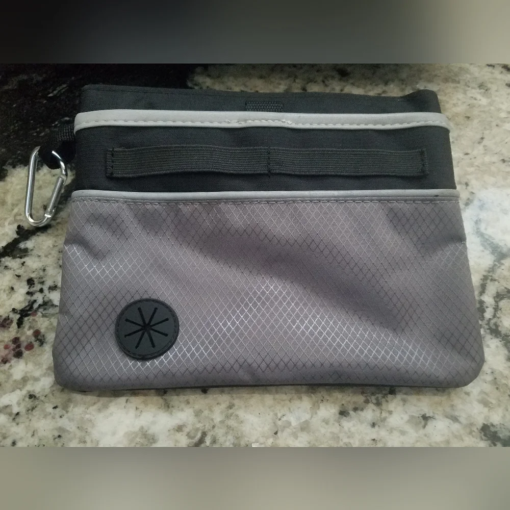 New Black & Grey Treat Pouch For Dogs